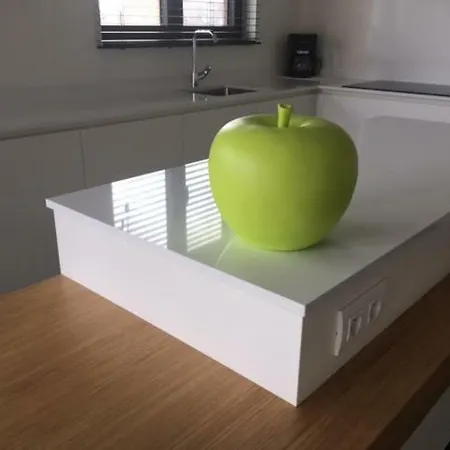 Soetkin Кнокке-Хейст